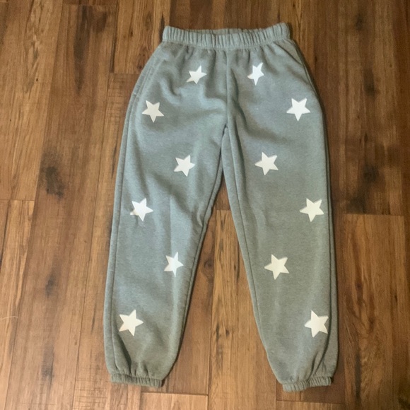 Star Design Sweatpants. Super soft and very comfortable! - Picture 1 of 3